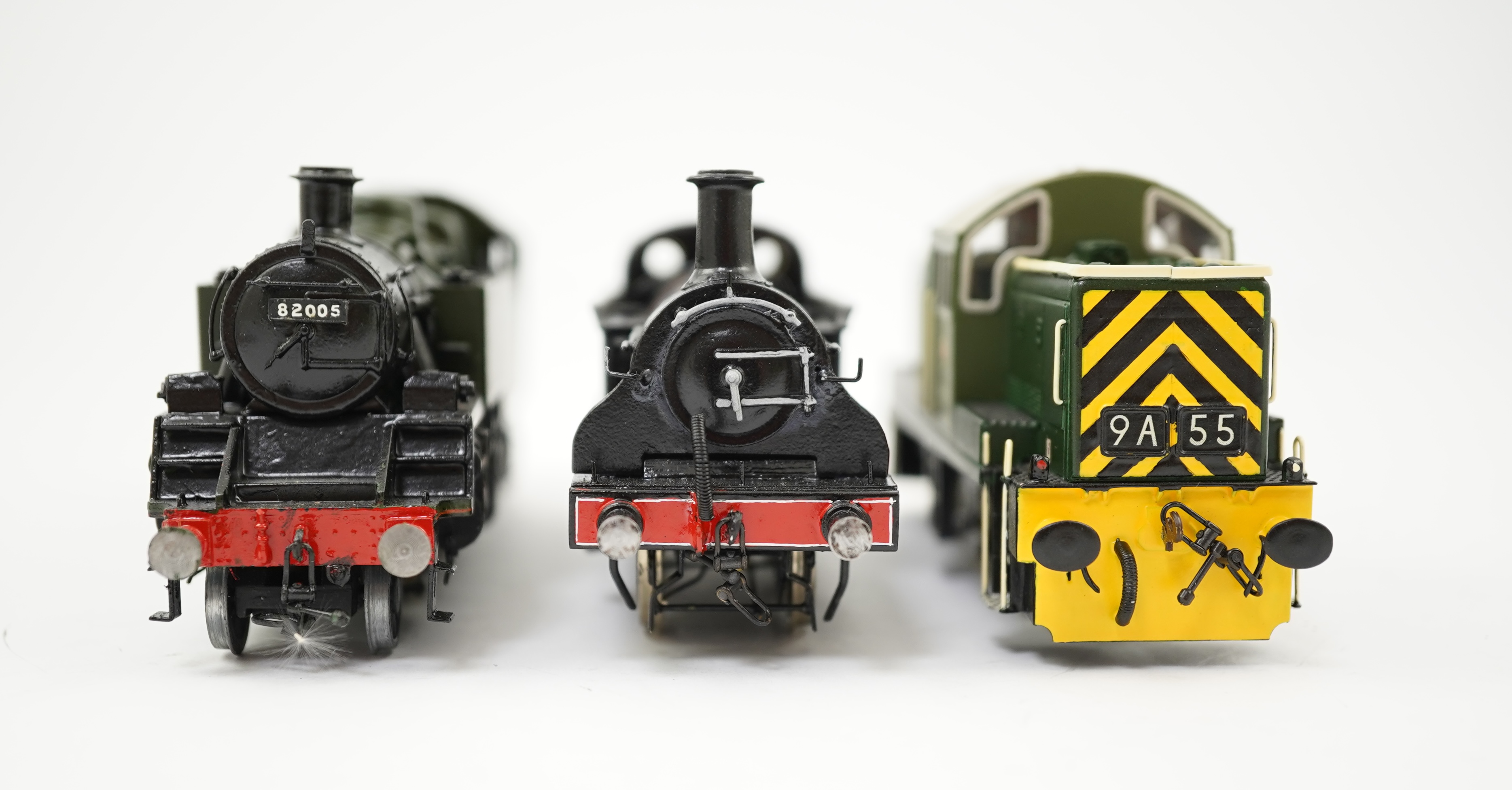 Three 00 gauge brass and white metal kit built locomotives; an SER Sterling R class 0-6-0T, 335, together with a BR Standard class 3 2-6-2T, 82005, and a BR class 14 0-6-0 diesel hydraulic locomotive, constructed, painte